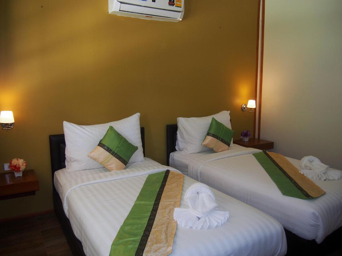 Chareena Beachside Koh Lipe Exterior photo