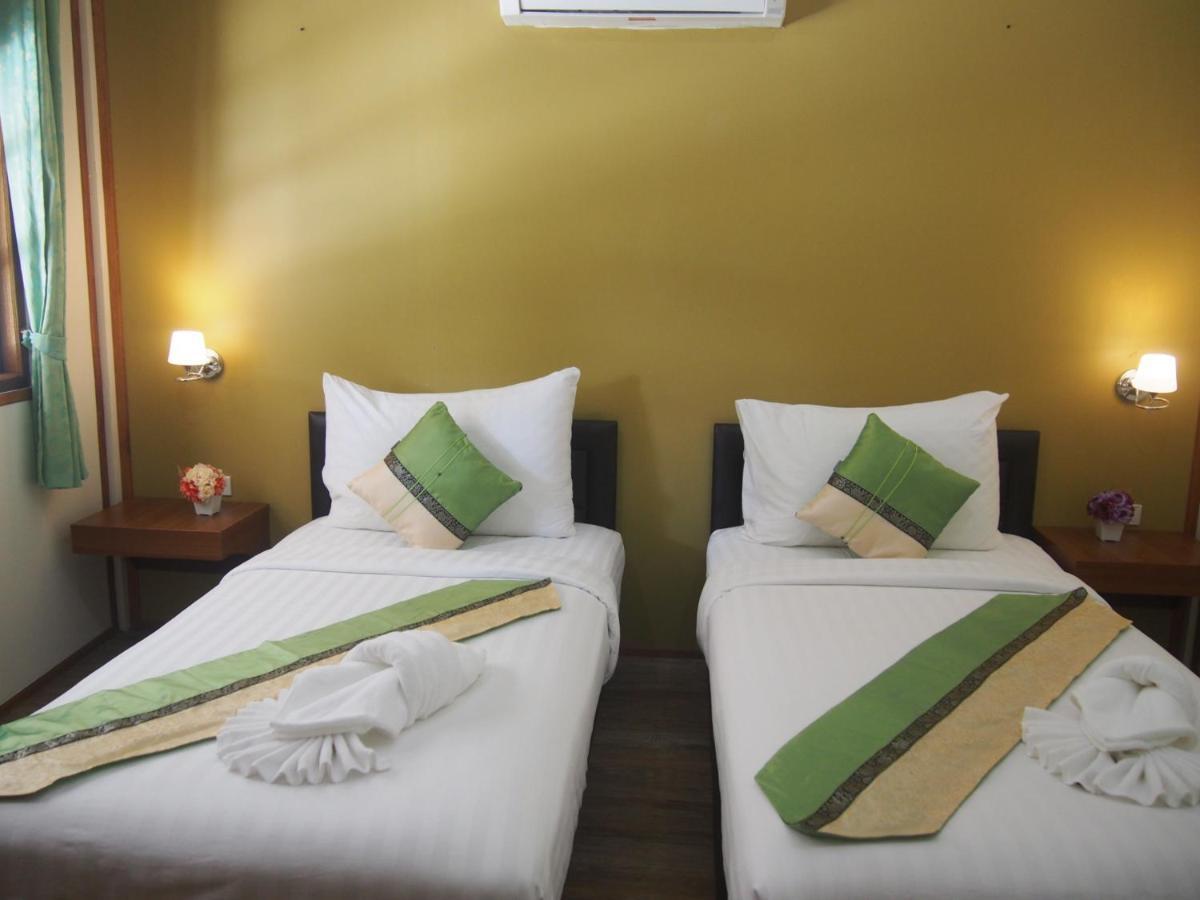 Chareena Beachside Koh Lipe Exterior photo